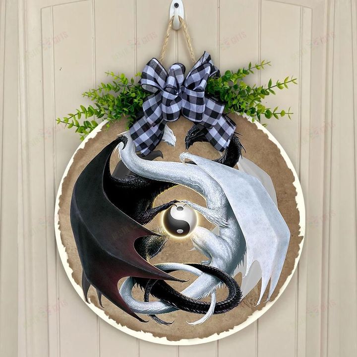 Love Dragon Christmas Round Wooden Door Plate