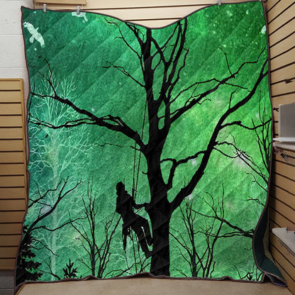 Premium All Over Printed Green Arborist Logger Lumberjack Quilt MEI